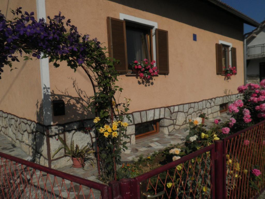 Apartment Tomasevic Slunj Pokoj fotografie