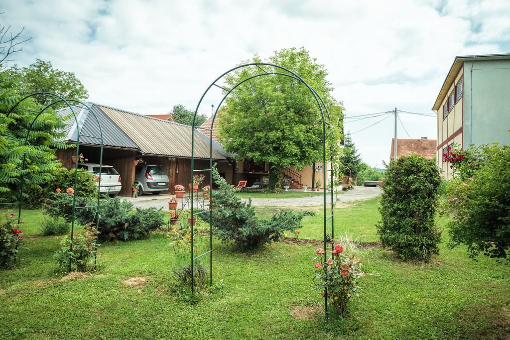 Apartment Tomasevic Slunj Exteriér fotografie