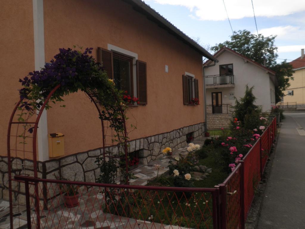 Apartment Tomasevic Slunj Exteriér fotografie