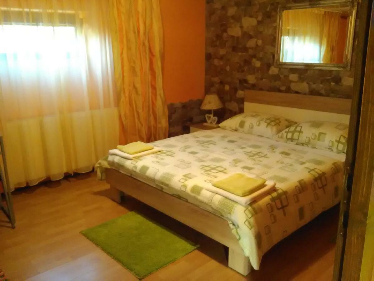 Apartment Tomasevic Slunj Exteriér fotografie